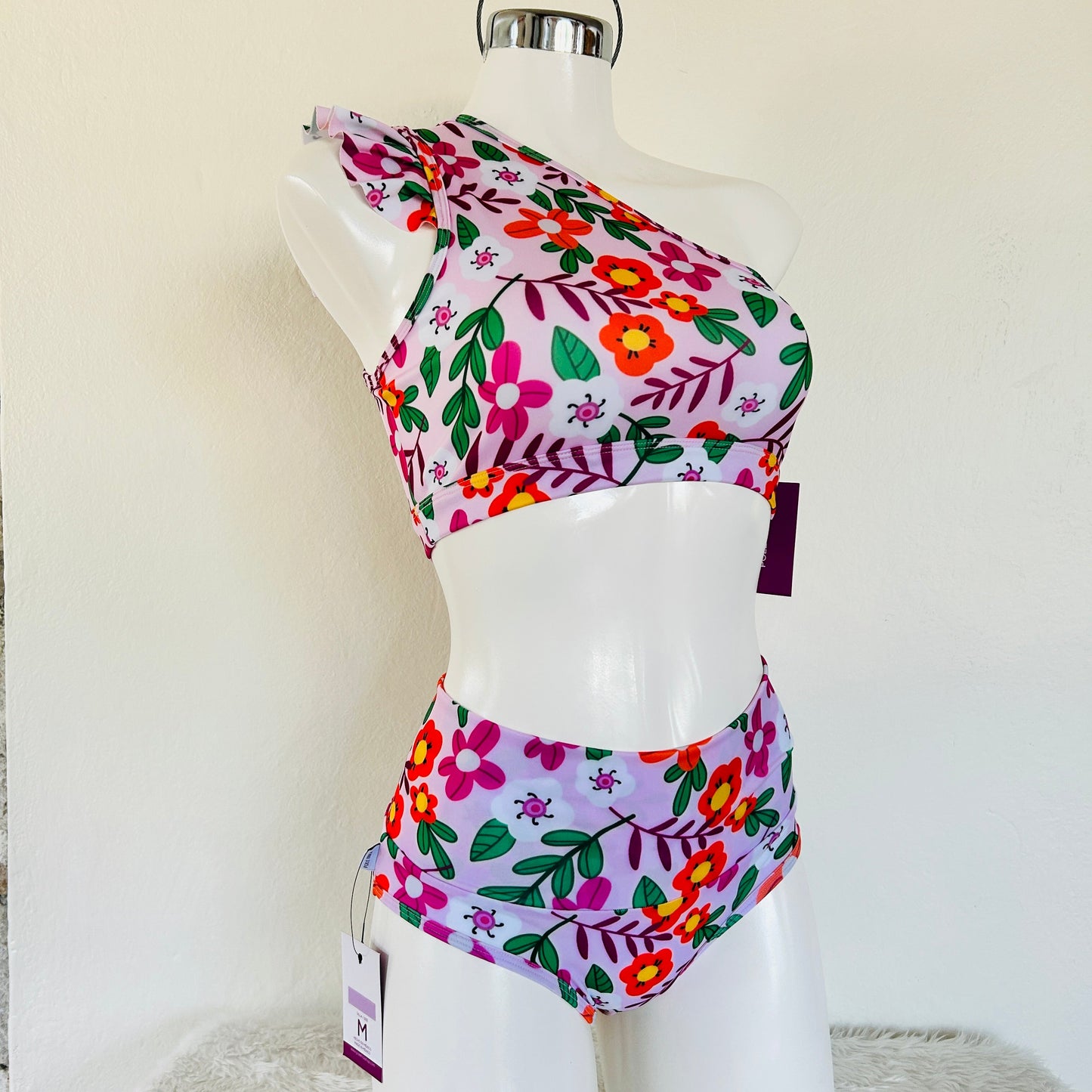 Conjunto Spring Floral - Top Asimétrico + Cachetero Cintura Alta