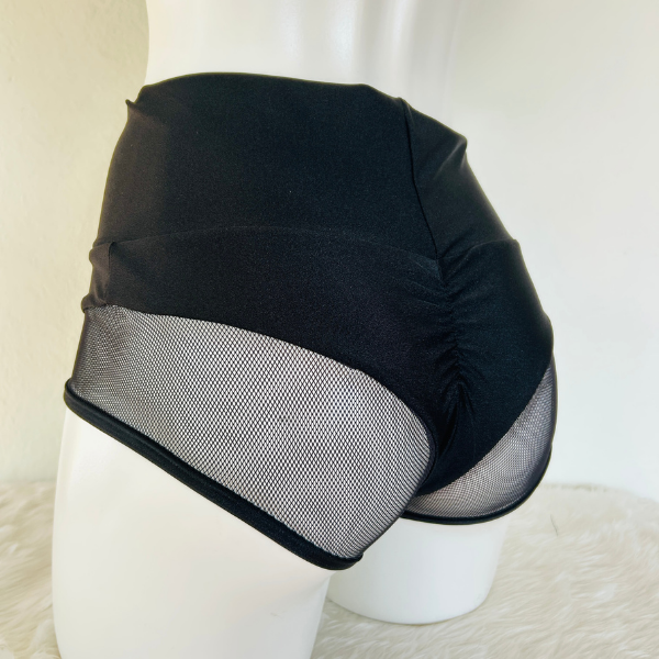 Cachetero Kiara – Tanga Negra con pretina alta